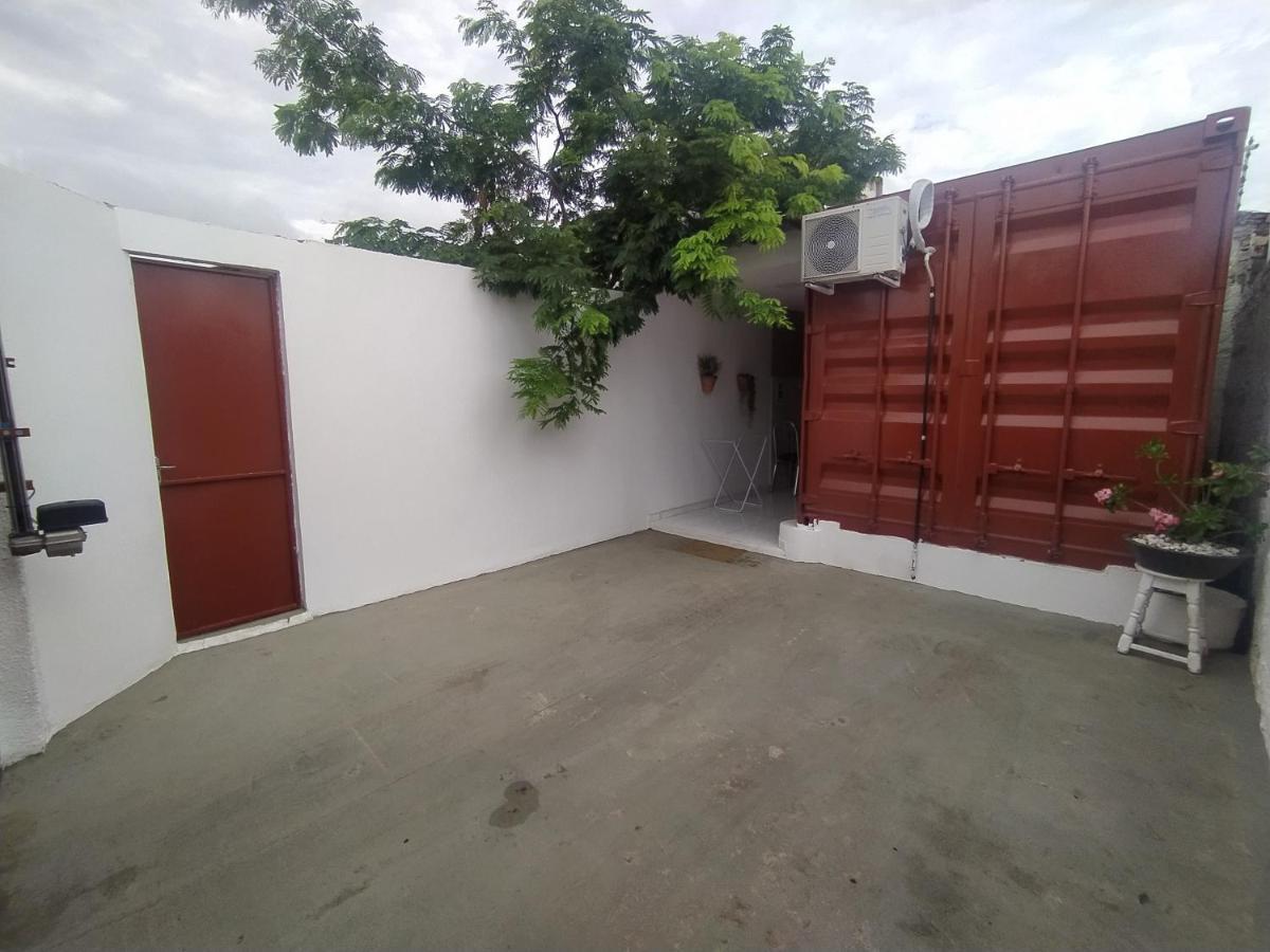 Container Lb Com Garagem Para Carros De Ate 4,5M Boa Vista  Kültér fotó